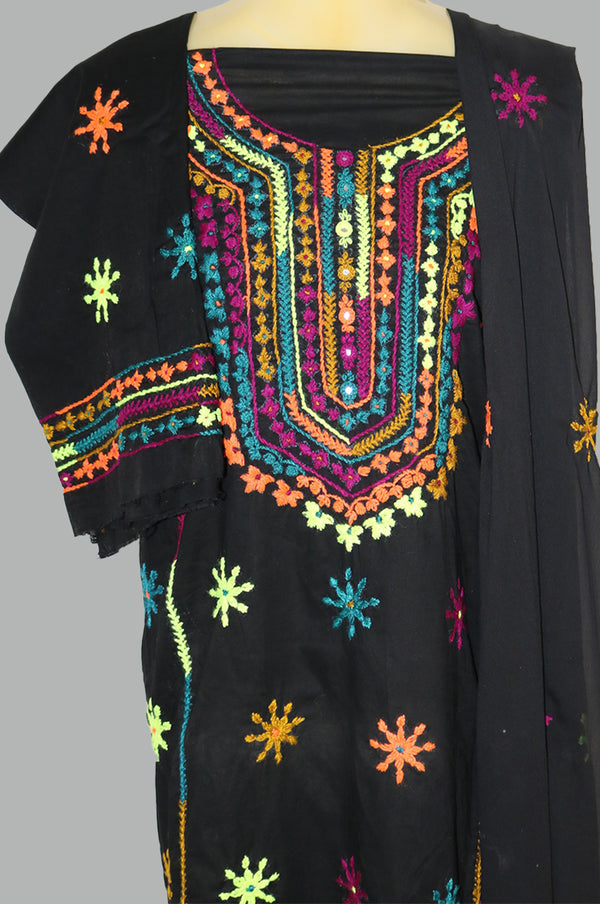 Komal & Kashmiri Tanka Black