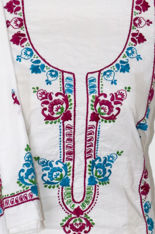 Makri Tanka White