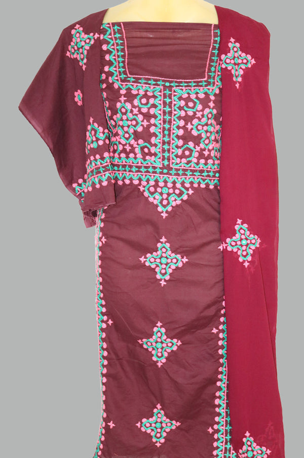 Makri & Machli Tanka Burgundy